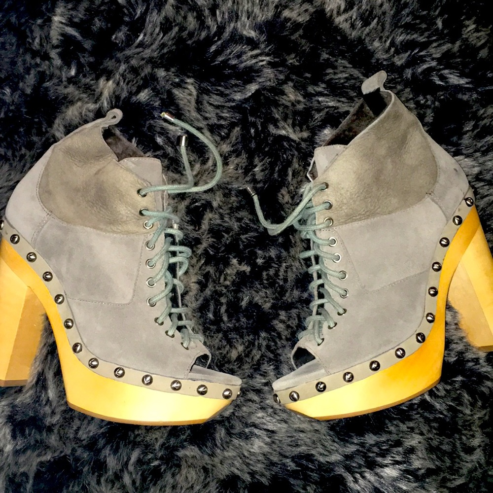 Koolaburra platform heels 👠